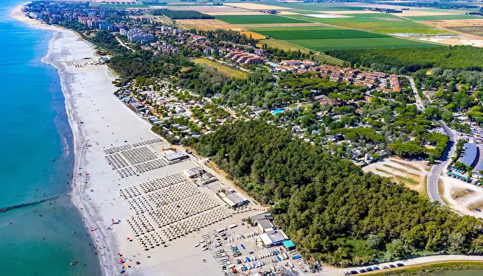 Adriano Family Collection - Club del Sole.