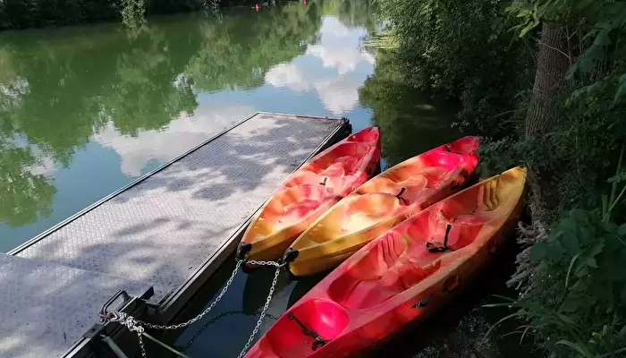 Camping de Bourg-Charente.
