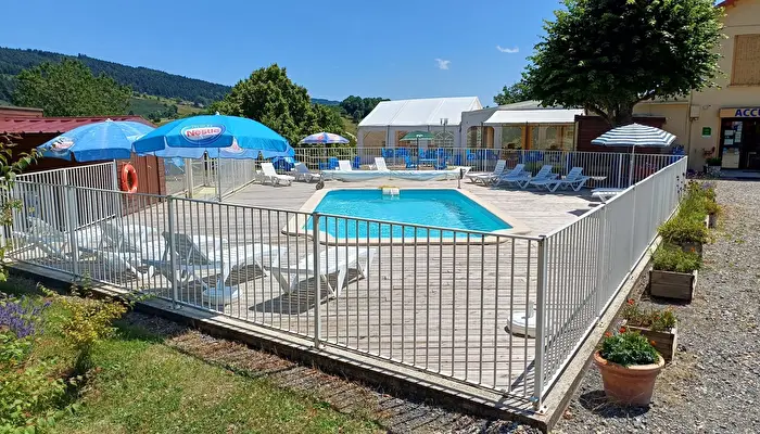 Camping La Cigale de l'Allier.