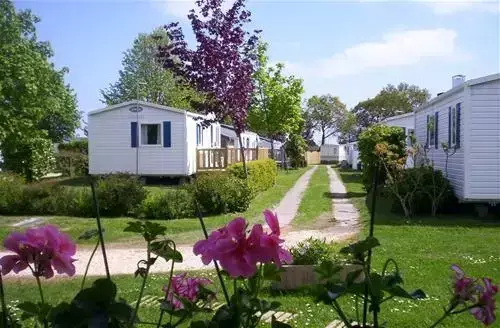 Camping La Petite Ville.