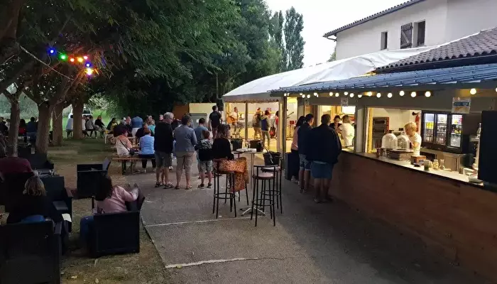 Camping la Plage de Verduzan.