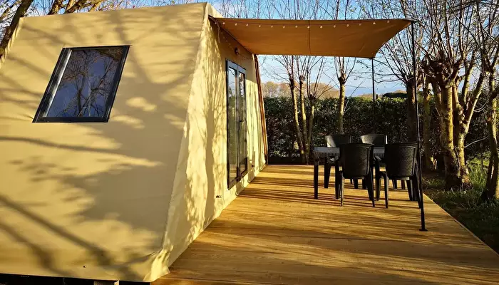 Camping Le Fou Du Roi - Flower.