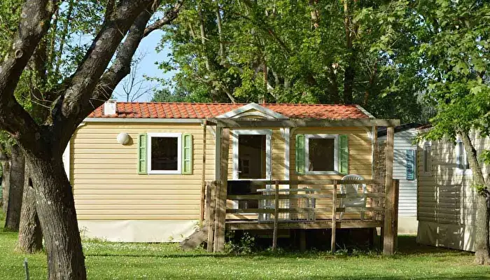 Camping Le Peyrolais.