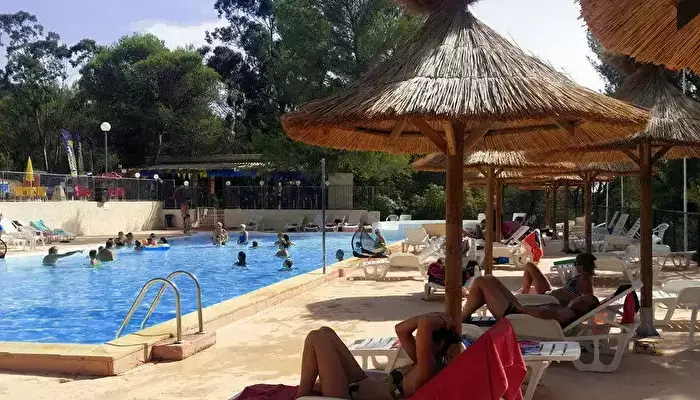 Camping Les Bois de Mont Redon.
