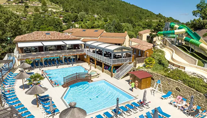 Camping Les Bois du Châtelas.