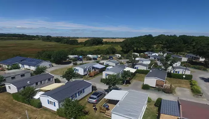 Camping Les Embruns.