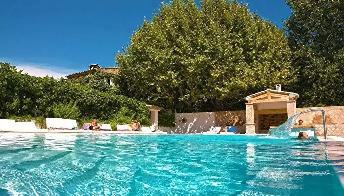 Camping Les Pêcheurs.