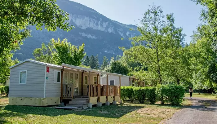 Camping Les Peupliers du Lac.