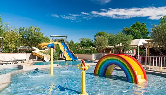 Camping Les Rivières.