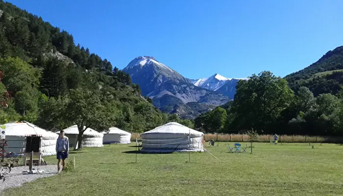 Camping Mandala.
