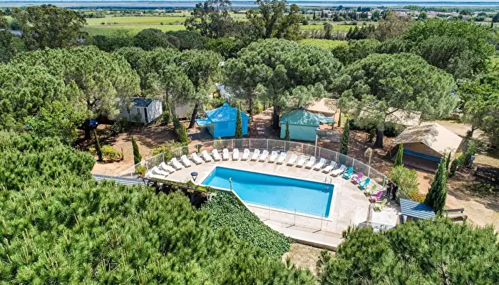 Camping Mas De Mourgues.