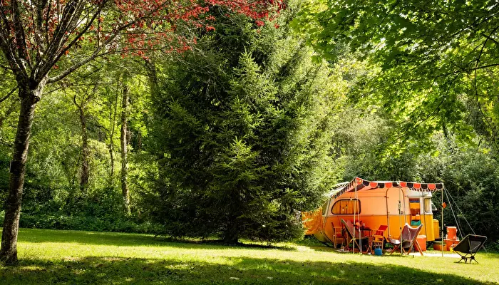 Camping Petit Bois - Onlycamp.