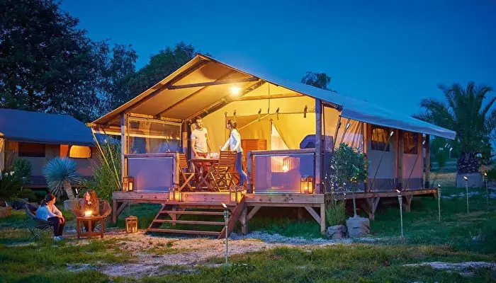 Camping Point Du Jour - Seasonova.