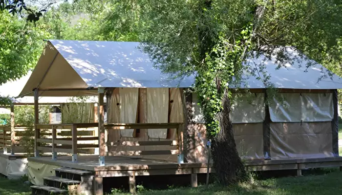 Camping Saint Amand.