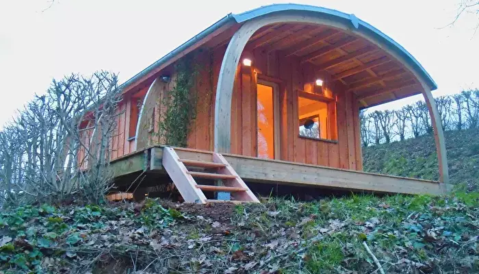 Camping Val Vert En Berry.