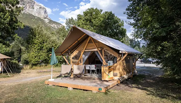 Camping Vallouise - Huttopia.