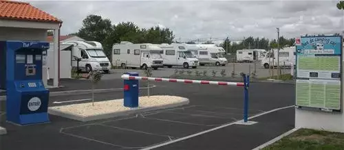 Mobilhome Aire Camping Car Le Repos Des Tortues