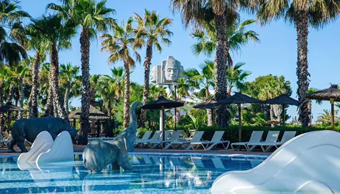 Alannia Costa Blanca.