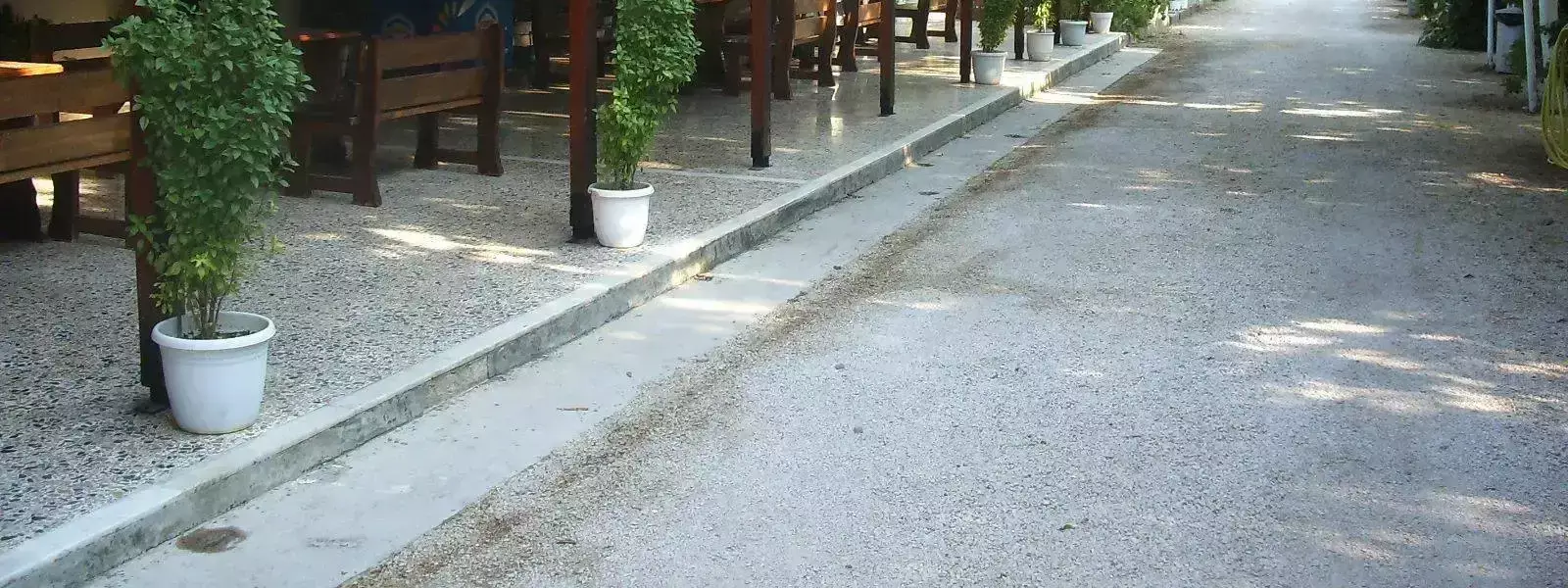 Café-Bar-Restaurant Assini Beach Camping