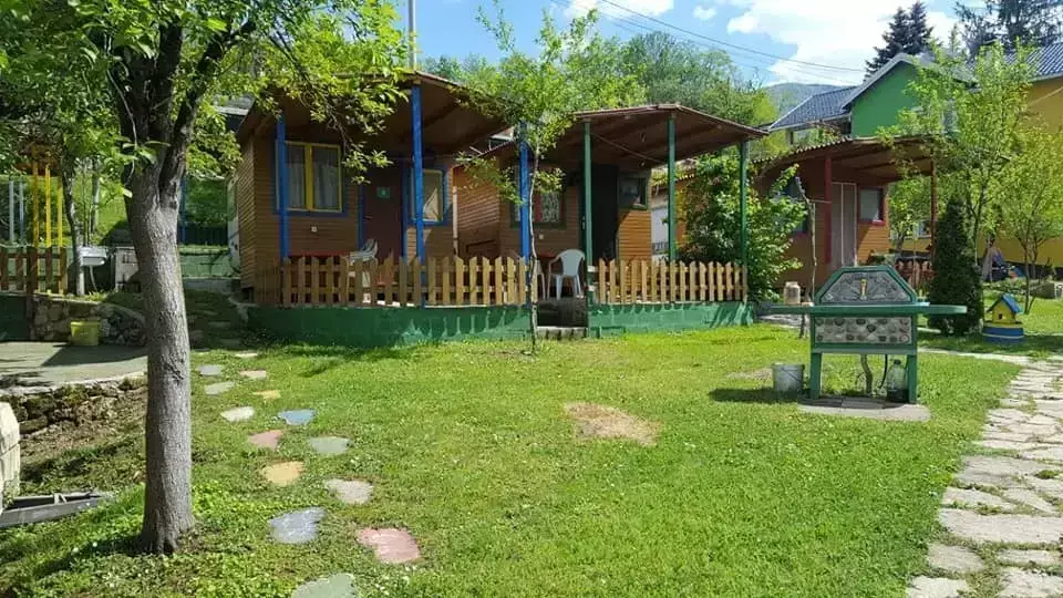 Mobilní dům Auto Kamp Miris Ljeta