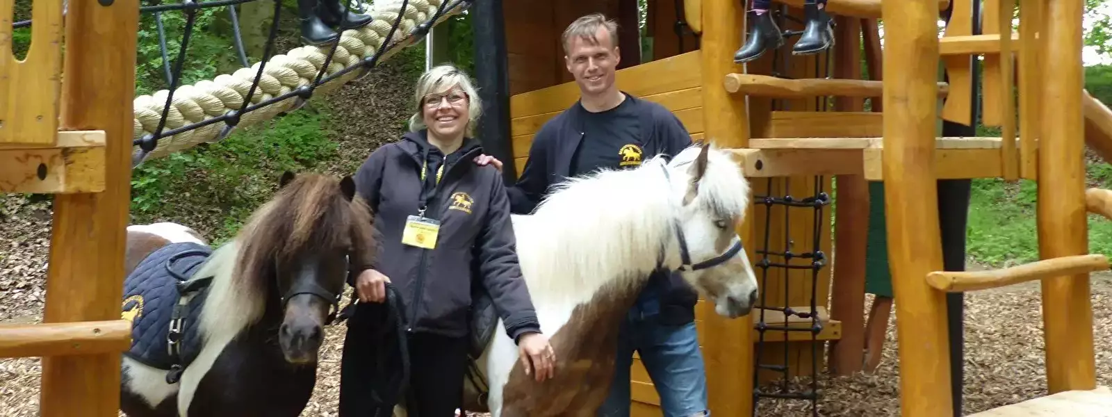 Equitazione su pony o cavalli Bernsteinreiter NaturCamping