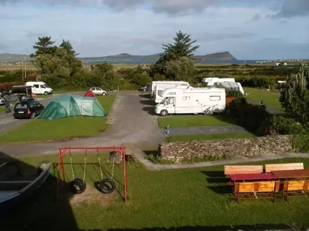 View Campáil Teach an Aragail