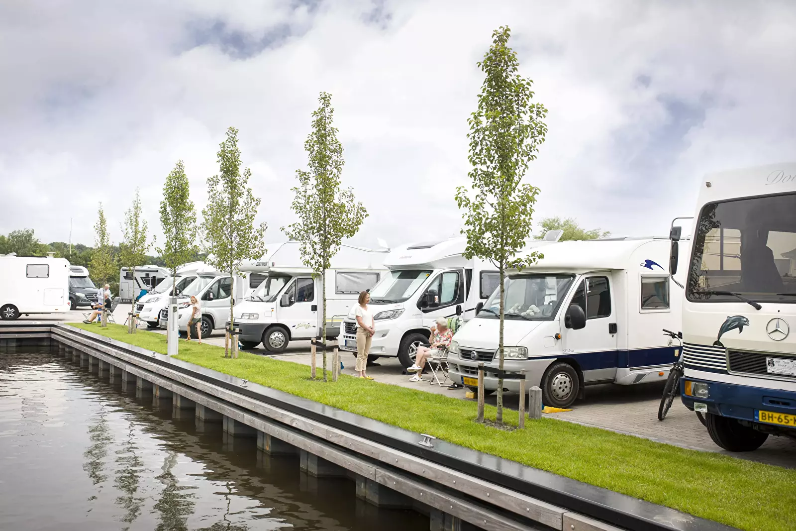 Camper staanplaats Camperplaats Leeuwarden