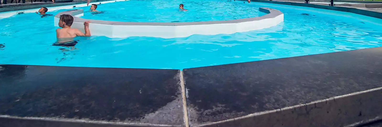 Piscina Camping Ackersate - Ardoer