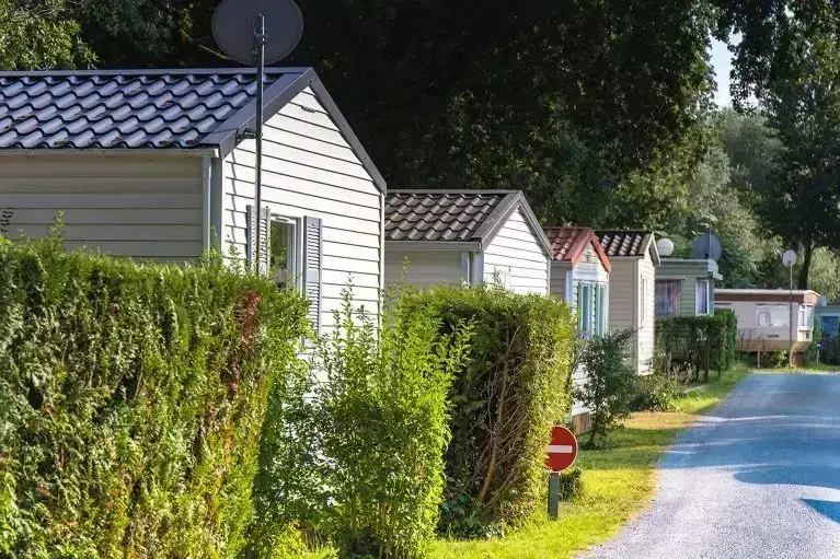 Mobilhome Camping Au Joyeux Faune