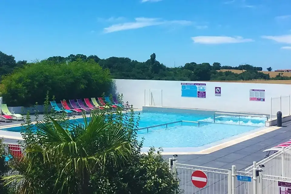 Camping Au Petit Port De l'Houmeau