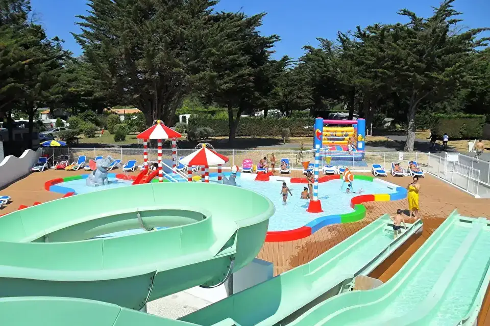 Camping Au Val de Loire en Re - Apv