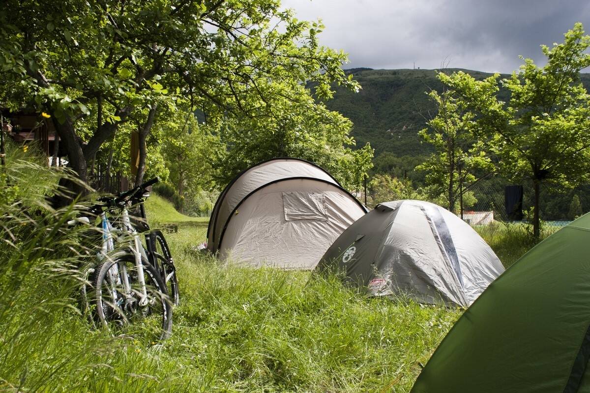 Camping B-Side Camp In Fiastra, Italië (2024) | JetCamp.com