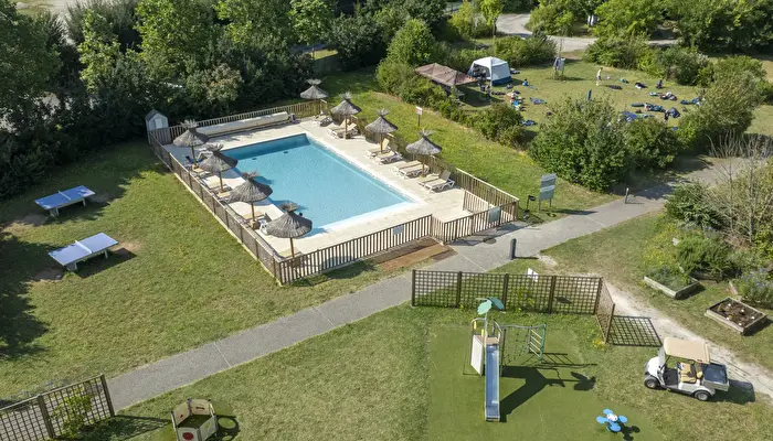 Camping Bel Air Village le Plan d'Eau.