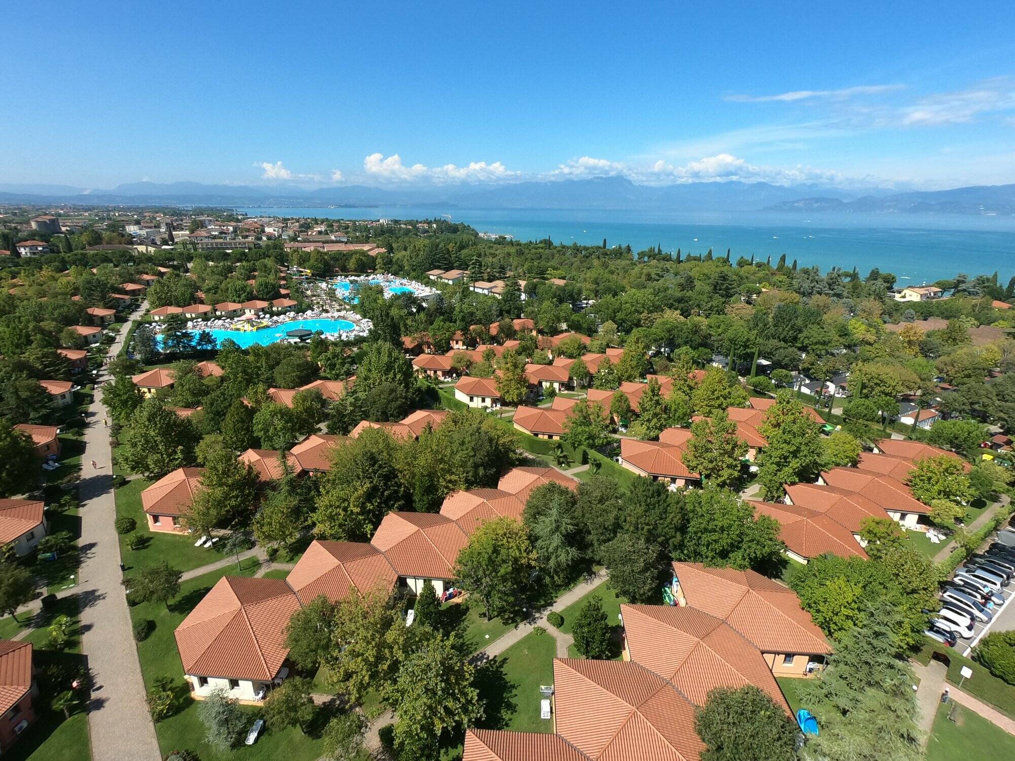 Camping Bella Italia Peschiera del Garda  Italien JetCamp com