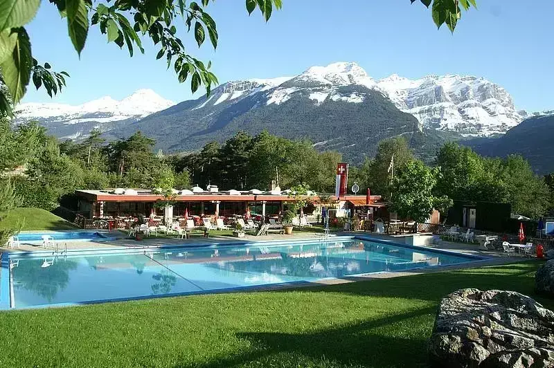 Schwimmbad Camping Bella-Tola
