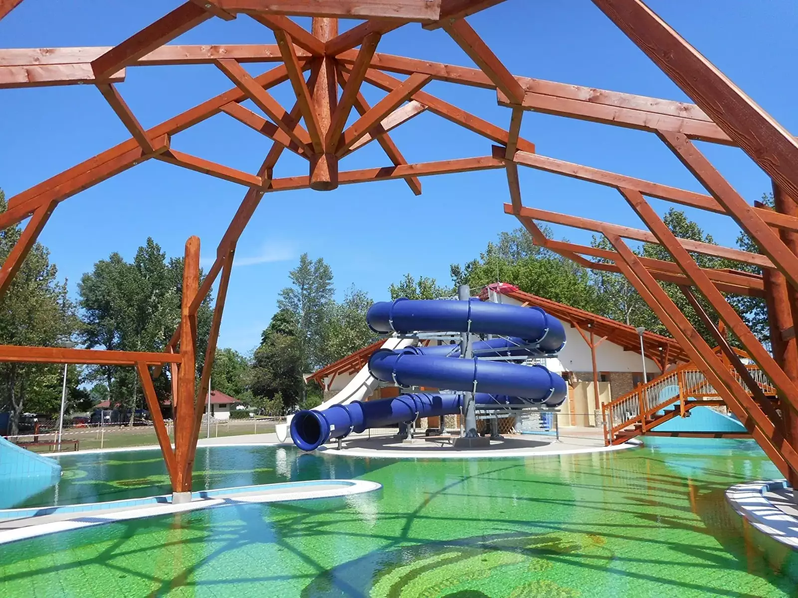 Basen Camping Berekfürdő