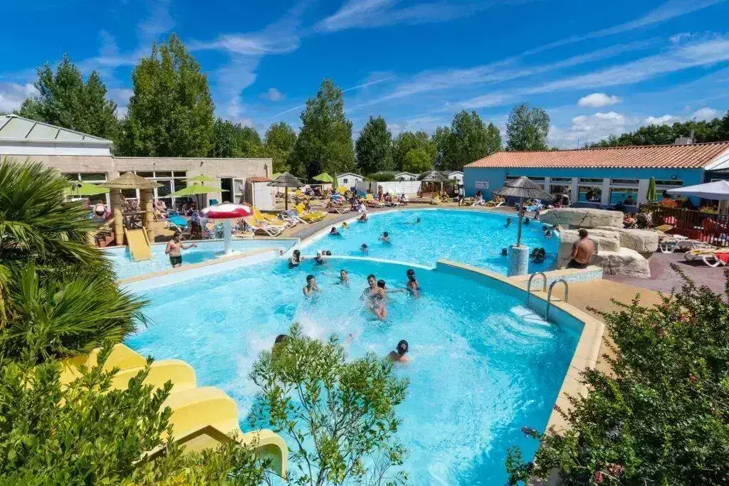 Piscina Camping Bois Soleil