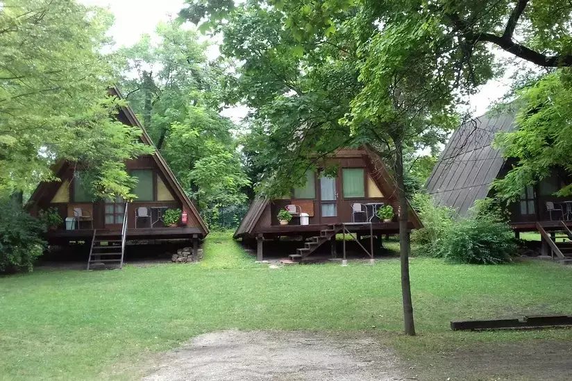 Chalet-Bungalow Camping Budapest Flamingo