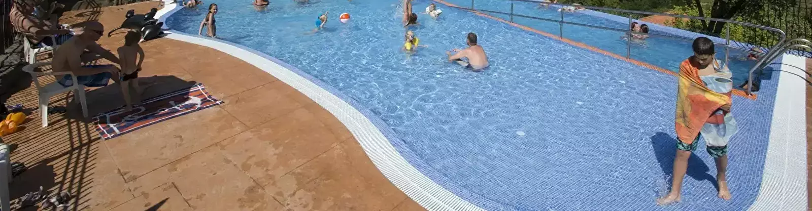 Plavecký bazén Camping & Bungalows Itxaspe