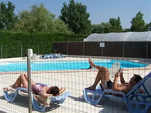 Svømmepøl Camping Campez Á La Tranquillité