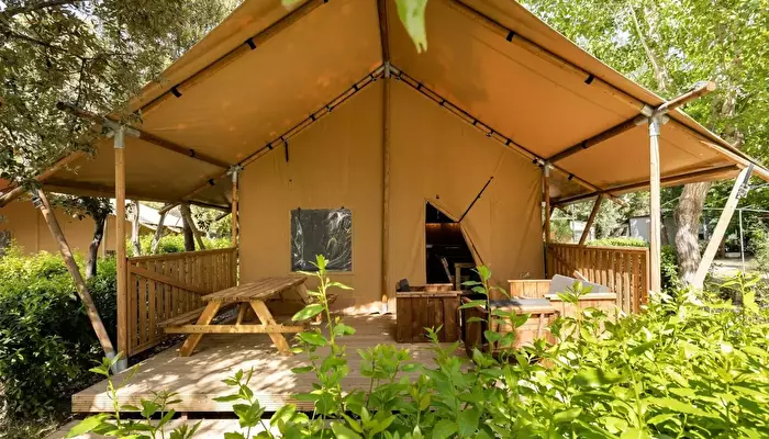 Camping Campo Dei Fiori.