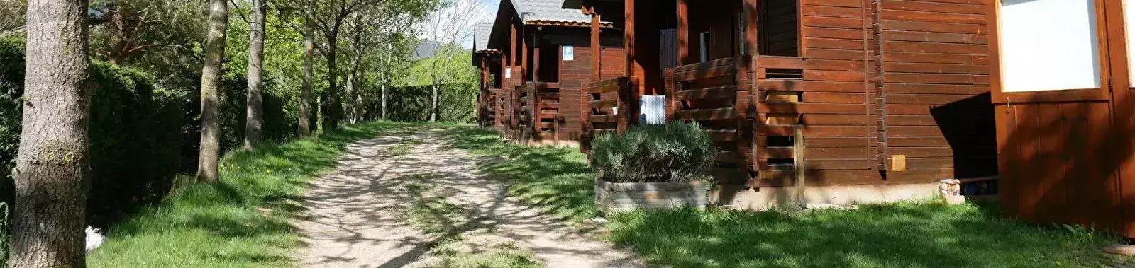 Chalet-Bungalow Camping Can Fosses