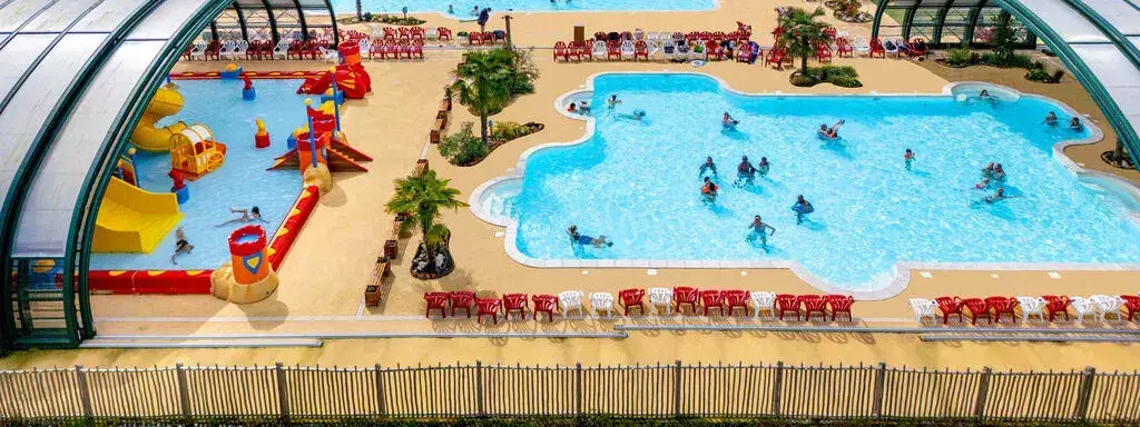 Parque acuatico Camping Capfun het Eibernest