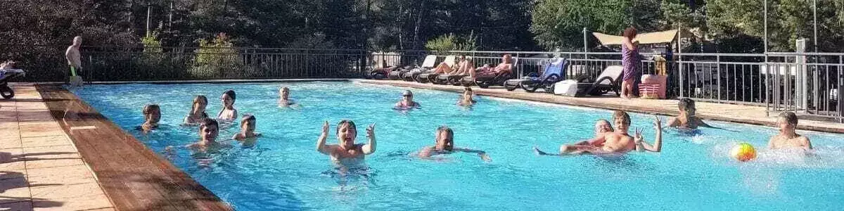 Piscina Camping-Caravaneige L'Iscle de Prelles