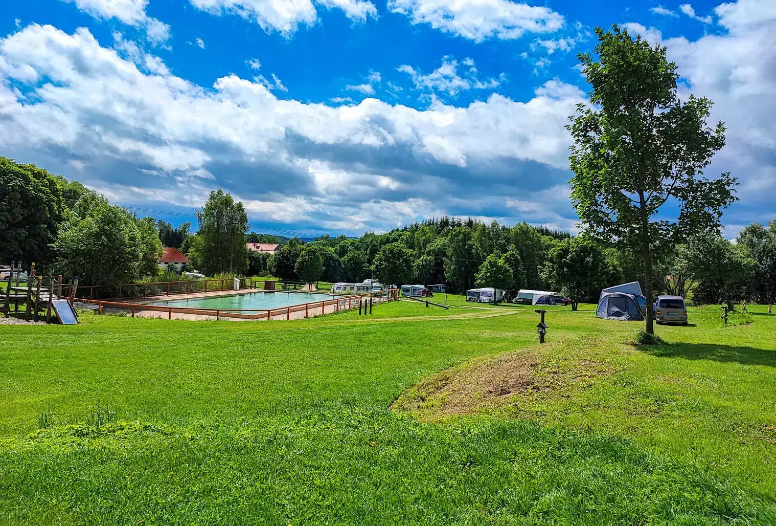 Zwembad Camping Chvalsiny