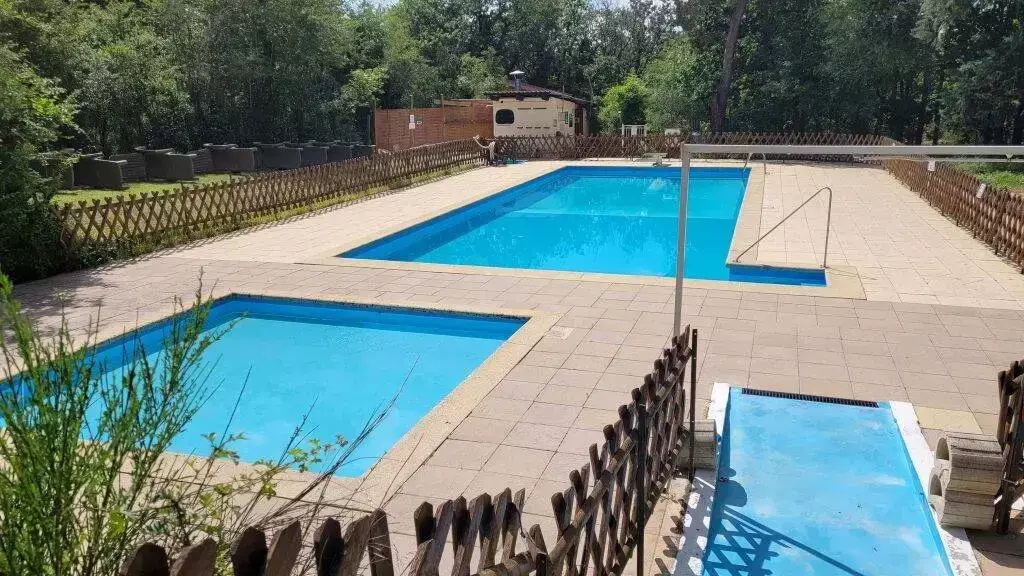 Swimming pool Camping Club du Soleil de l'Essonne