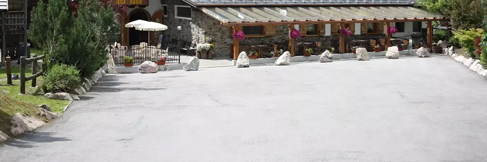 Cafe-Bar-Restaurant Camping Comelico