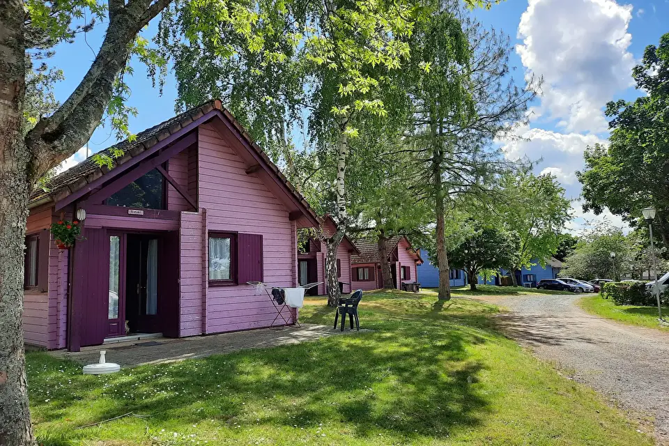 Camping de Bourbon-Lancy - Onlycamp