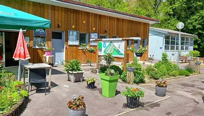 Camping De Contrexéville.