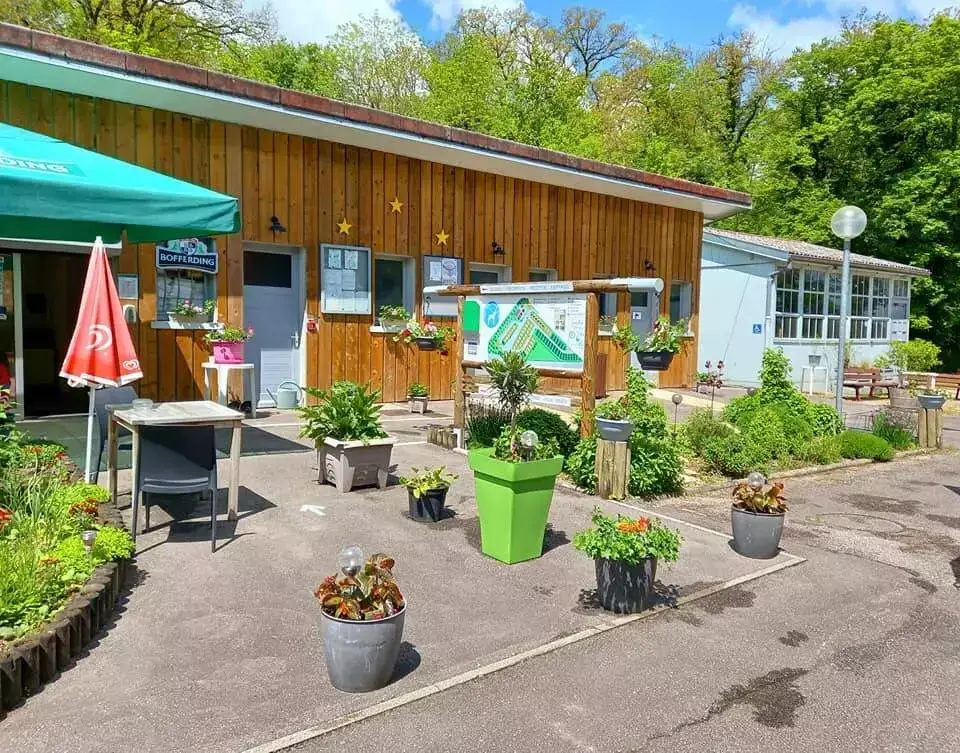 Receptie Camping De Contrexéville